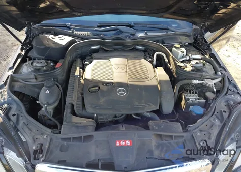 2013 Mercedes-Benz E 350 4Matic z USA, uszkodzony, nr VIN WDDHF8JB6DA734292